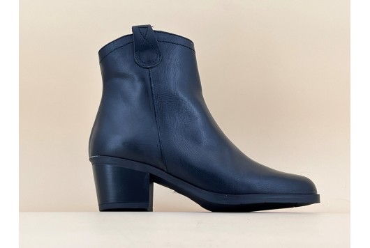 Boots western à talon carré...