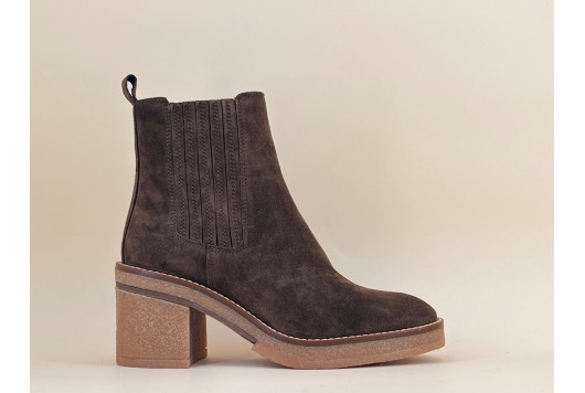 Bottine à talon élastique...